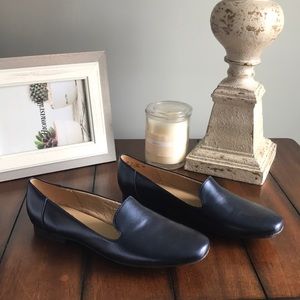 Navy Naturalizer Loafers